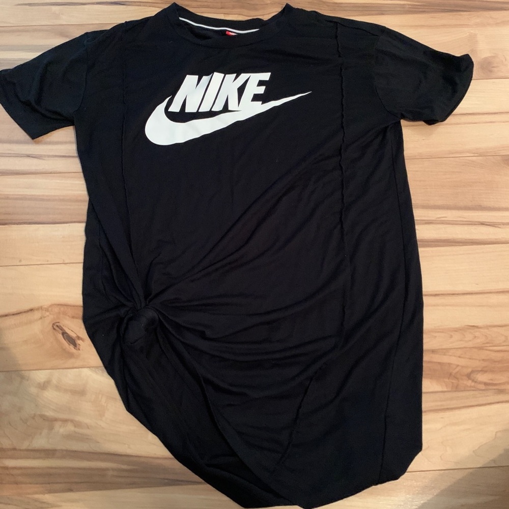 Nike Tied up T-shirt